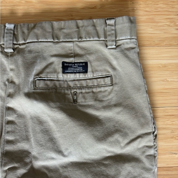 Banana Republic Aiden Chino - Picture 5 of 5